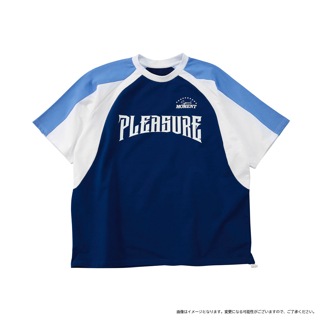 
                  
                    バイカラー スウェットシャツ（NAVY）
                  
                