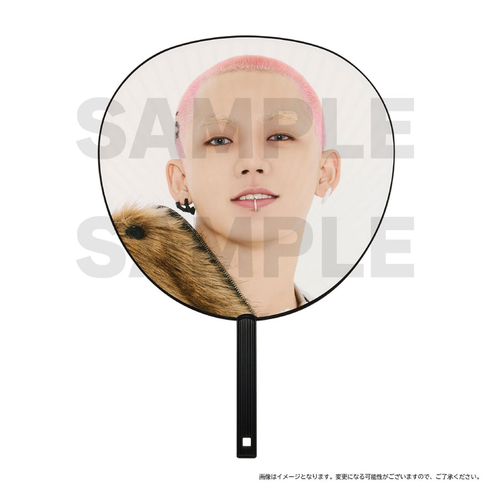 THE STAGE]ジャンボうちわ（CHOI HYUN SUK） – YGEX OFFICIAL SHOP