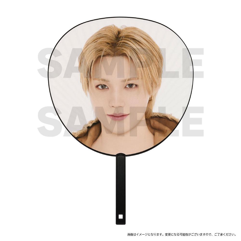 THE STAGE]ジャンボうちわ（DOYOUNG） – YGEX OFFICIAL SHOP