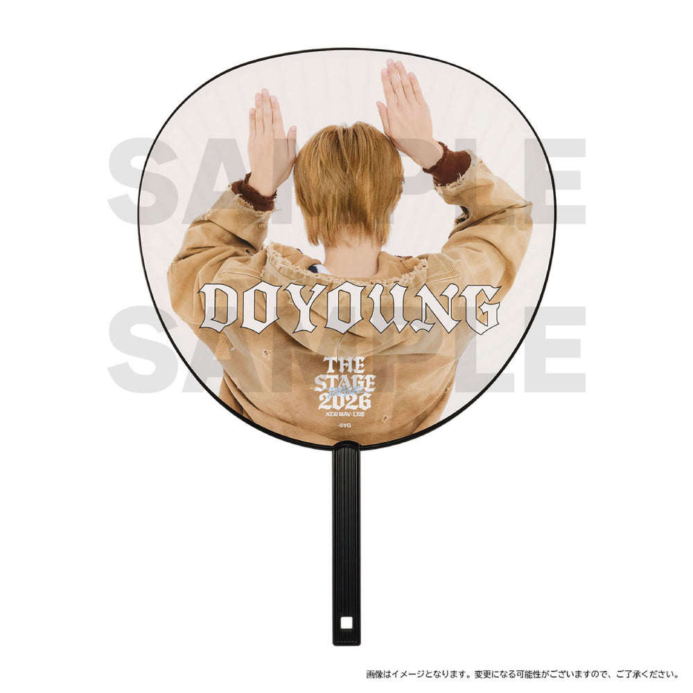THE STAGE]ジャンボうちわ（DOYOUNG） – YGEX OFFICIAL SHOP