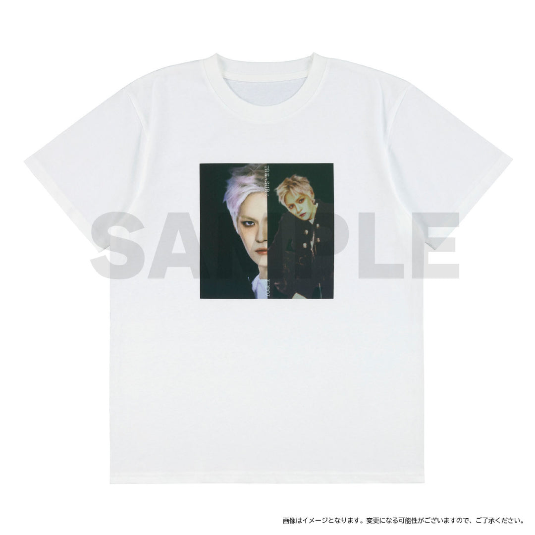 [THE STAGE]PHOTO Tシャツ（YOSHI・WHITE/UNISEX）