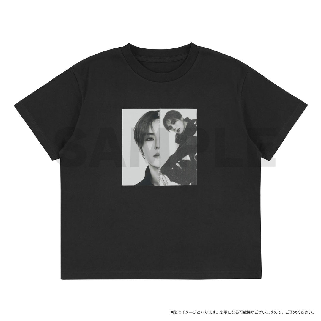 [THE STAGE]PHOTO Tシャツ（YOON JAE HYUK・BLACK/MINI）