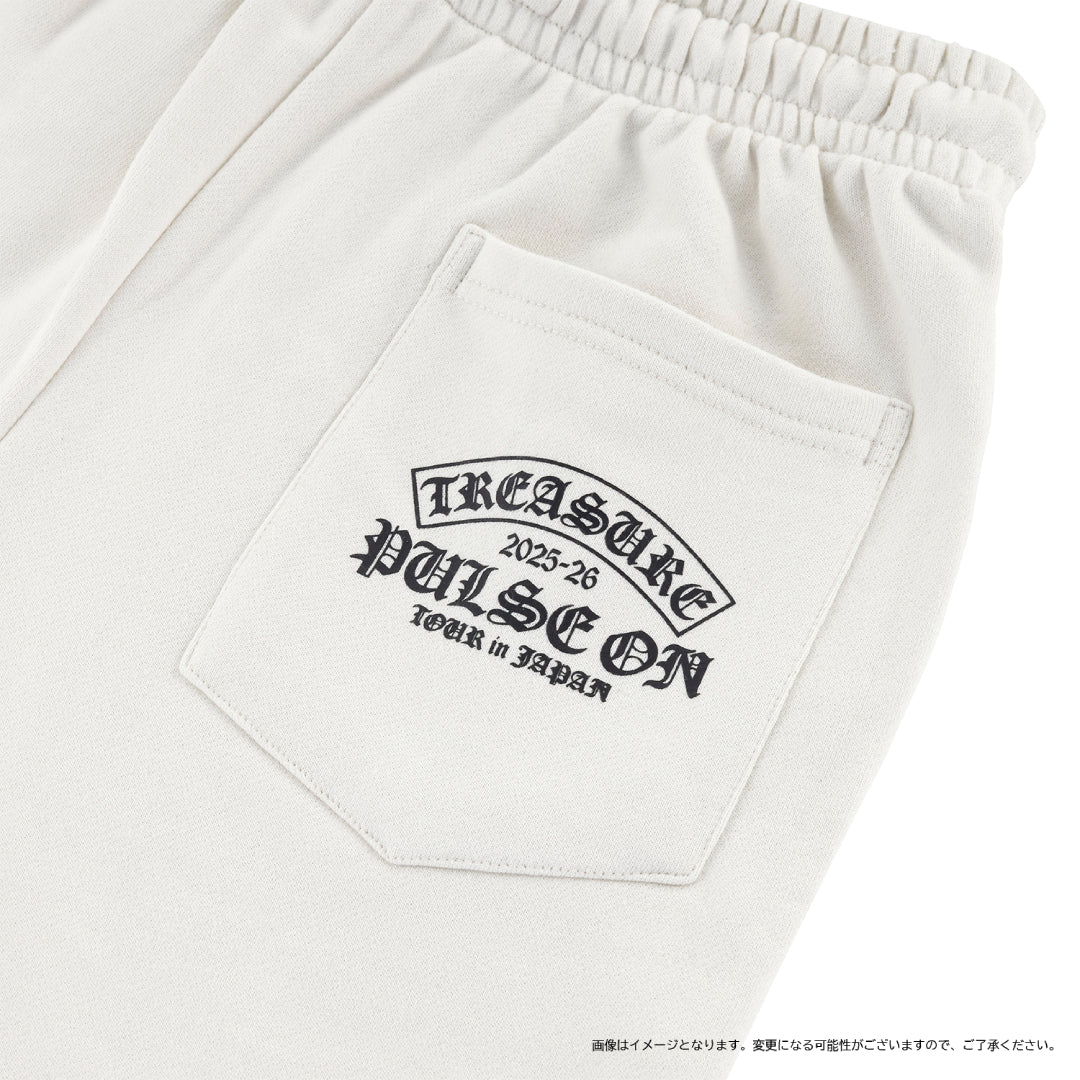 
                  
                    フレアパンツ（IVORY）
                  
                