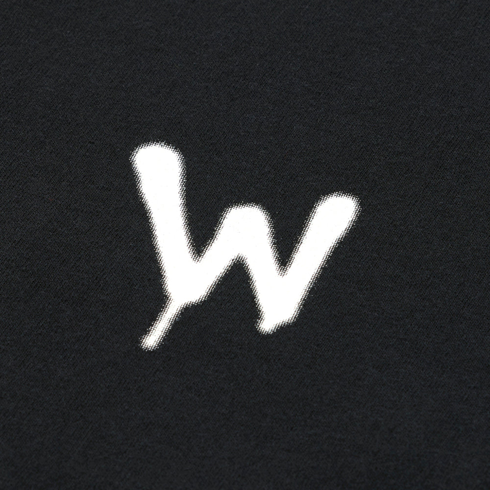 
                  
                    Graphic Tシャツ（BLACK）
                  
                